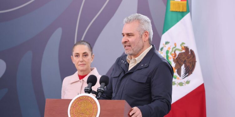 Teleféricos de Michoacán, inspirados en cablebús de Sheinbaum: Bedolla