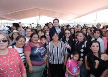 Vecinos y vecinas del Sur de Morelia agradecen ampliación de avenida Amalia Solórzano