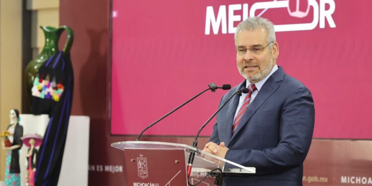 Impulsan Yankel Benítez y vecinos jornada de limpieza en colonia Francisco Xavier Clavijero