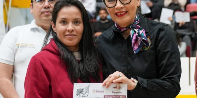 En la UMSNH somos aliadas y aliados de la presidenta de México, Claudia Sheinbaum: Yarabí Ávila