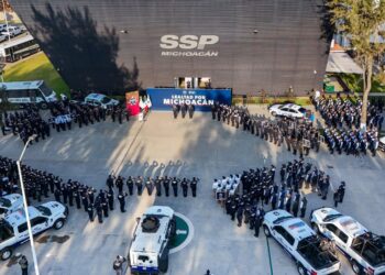 Impulsan Yankel Benítez y vecinos jornada de limpieza en colonia Francisco Xavier Clavijero