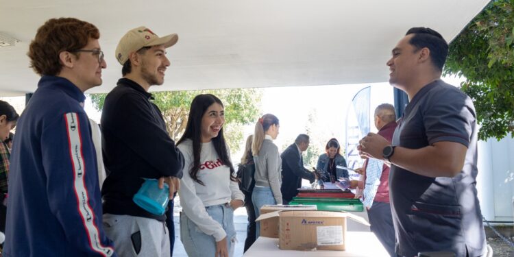 Agiliza la UMSNH trámites de reinscripciones