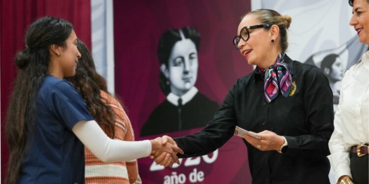 Agiliza la UMSNH trámites de reinscripciones