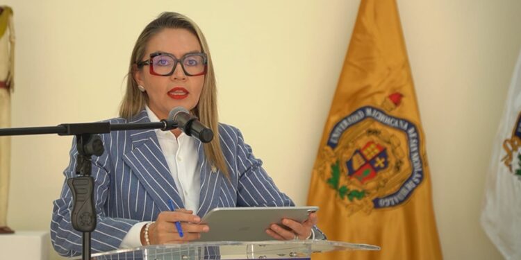 Yarabí Ávila arranca Diplomados en línea y Microcredenciales; 50 mil 950 registros, UMSNH duplica su matrícula