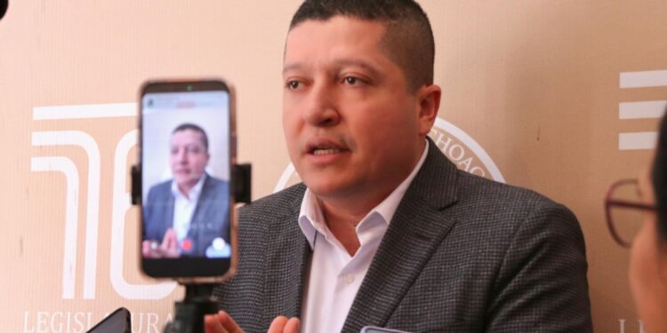 Inaugura diputado presidente de la Mesa Directiva “la tribuna ciudadana” para escuchar a toda la ciudadanía