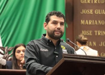 Octavio Ocampo presentó iniciativa para incorporar voto electrónico en procesos comiciales .