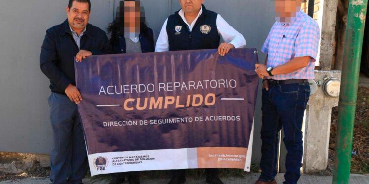 Impulsa FGE bazar interno para fortalecer emprendimientos del personal