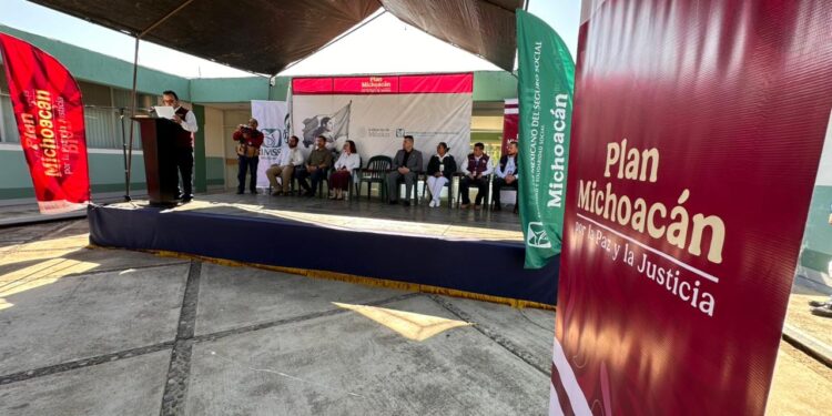 Conforman Comité Ciudadano para vigilar el fortalecimiento del Hospital Rural de Coalcomán