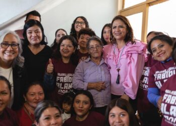 Mujeres de Zitácuaro impulsan parlamento abierto “Legislando con Fabiola Alanís”