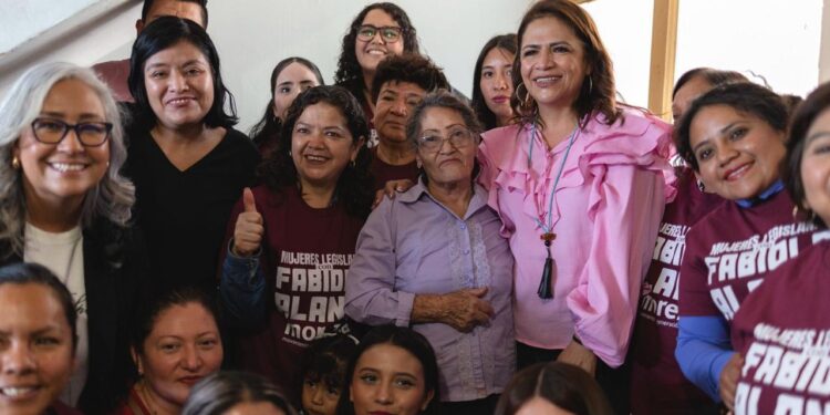 Mujeres de Zitácuaro impulsan parlamento abierto “Legislando con Fabiola Alanís”