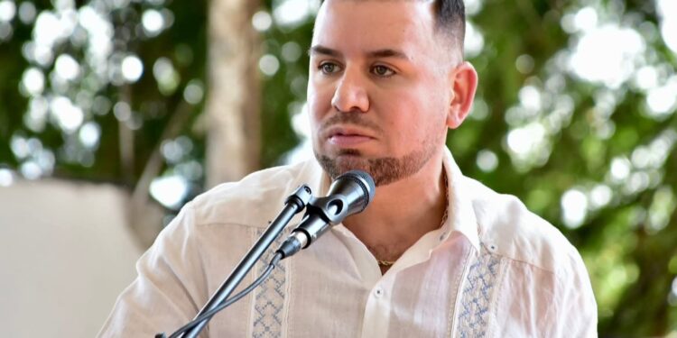 Gestionará Reyes Galindo eficientar procesos de exportación en empaques de mango