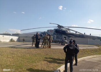 Se suman elementos especializados de Marina y helicóptero artillado al operativo en Jiquilpan