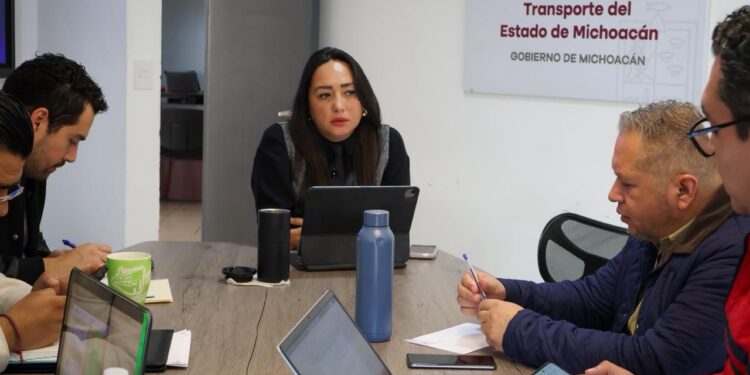 Servicio de transporte público se reanuda de manera gradual en Michoacán