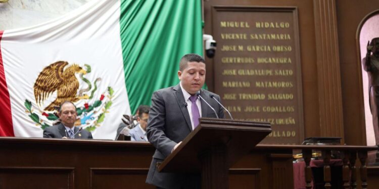 Propone Vicente Gómez armonizar reformas federales en material de igualdad sustantiva entre mujeres y hombres