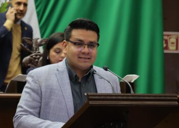 Toño Carreño advirte: No esperemos a que el humo nos obligue a actuar