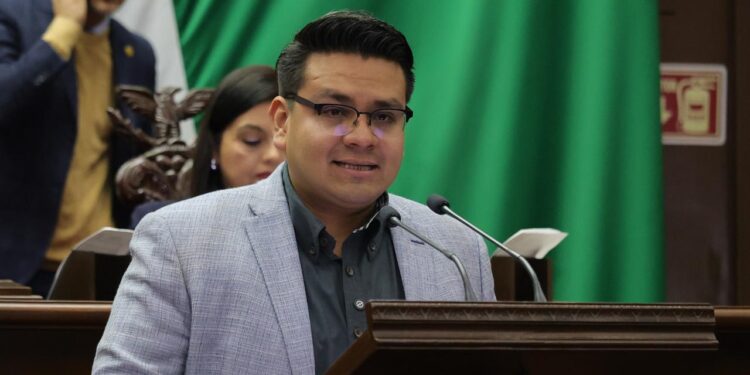 Toño Carreño advirte: No esperemos a que el humo nos obligue a actuar