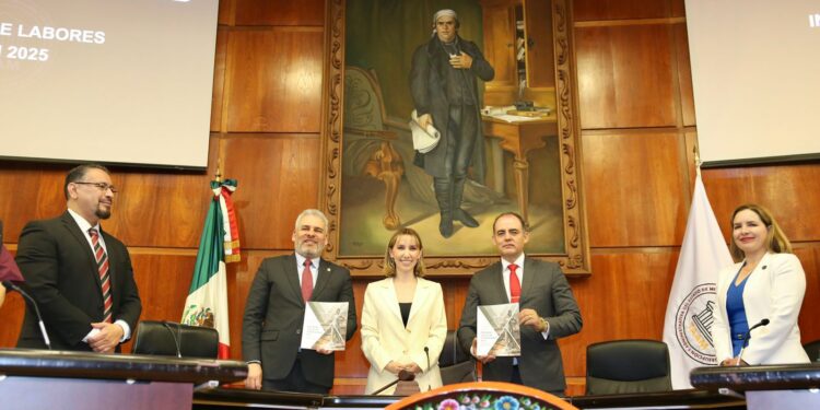 Llama Bedolla a michoacanos a defender sus derechos ante el Tribunal Anticorrupción