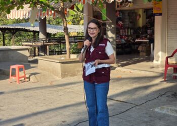 Reafirma Nalleli Pedraza trabajo en territorio durante gira por Lázaro Cárdenas