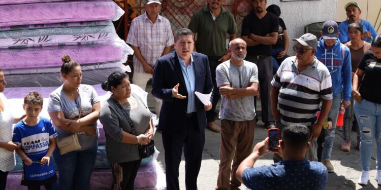 Se entregan enseres del Programa de Apoyos Subsidiados del Dip. Vicente Gómez Núñez