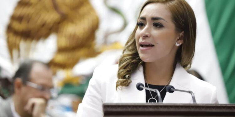 Fabiola Alanís propone reforma para perseguir de oficio el abuso sexual en Michoacán