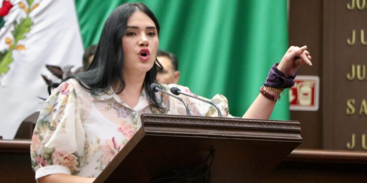 Fabiola Alanís propone reforma para perseguir de oficio el abuso sexual en Michoacán