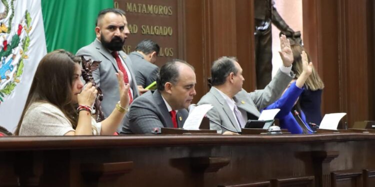 Fabiola Alanís propone reforma para perseguir de oficio el abuso sexual en Michoacán