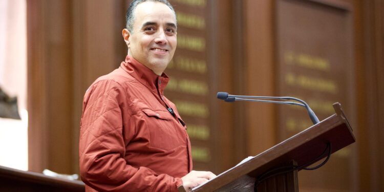 Propone Juan Pablo Celis reforzar la protección a mujeres víctimas de violencia