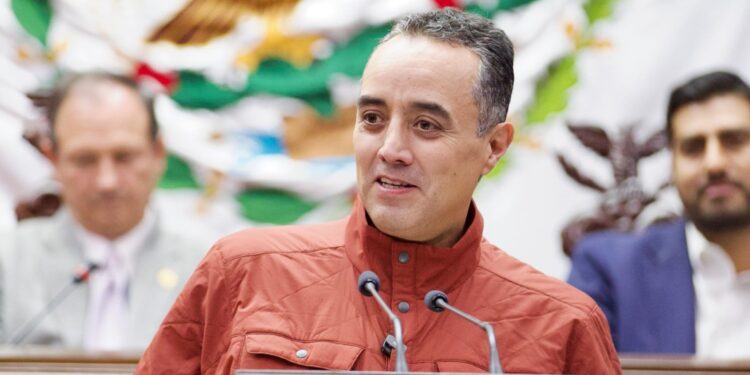 Desincorporación de predios fortalecerá salud, educación e infraestructura en Michoacán: Baltazar Gaona