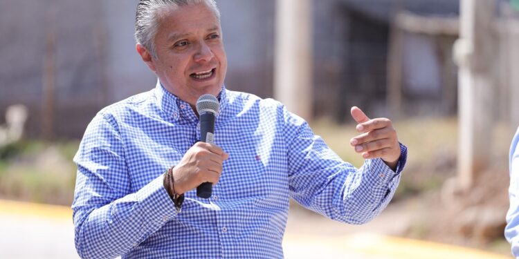 Con incremento del 4.5 por ciento salarial se conjura huelga en el Gobierno de Michoacán