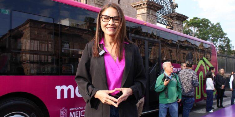 Reconoce Nalleli Pedraza compromiso del Gobierno de Michoacán con la movilidad